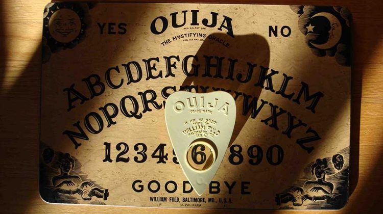 10 Ouija Board Encounters You Have to Read | Castle of Chaos